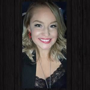 Meet your Posher, Lydia